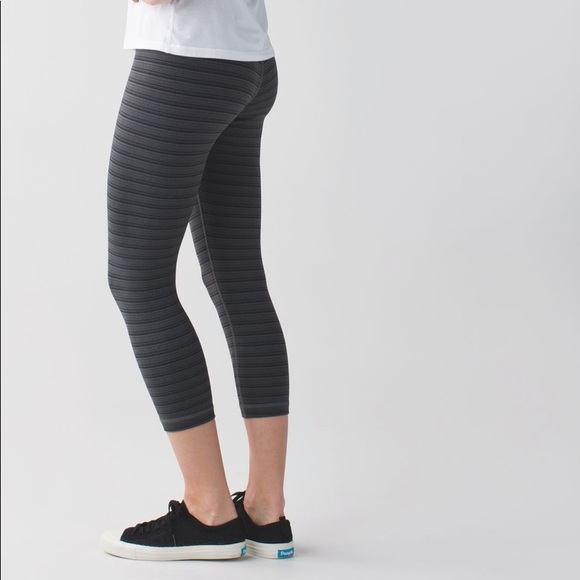 lululemon athletica Pants - Lululemon wunder under stripes crops size 6